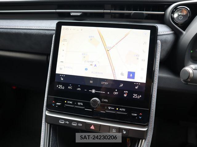 Lexus LBX 2024-01 362845-13