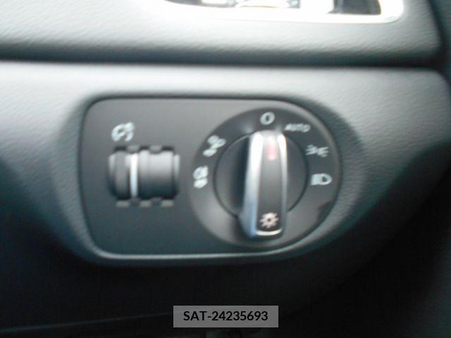 Audi Q3 2017-06 386293-22