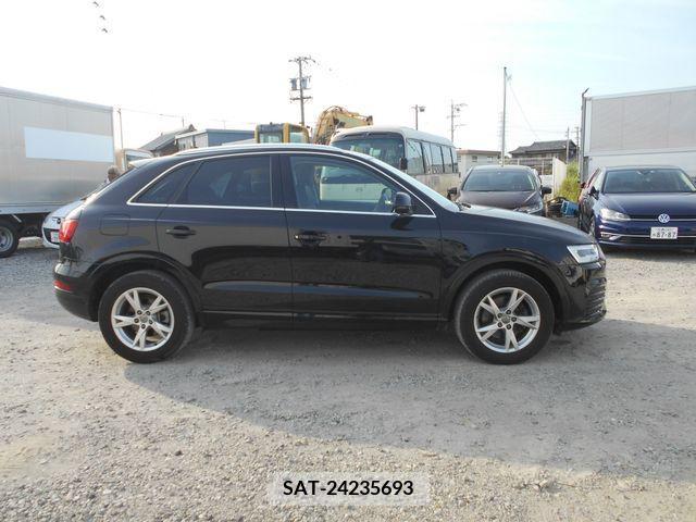 Audi Q3 2017-06 386293-7