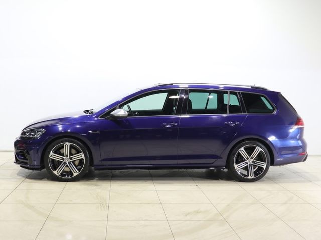 VolksWagen GOLF R 2018-04 26823-4