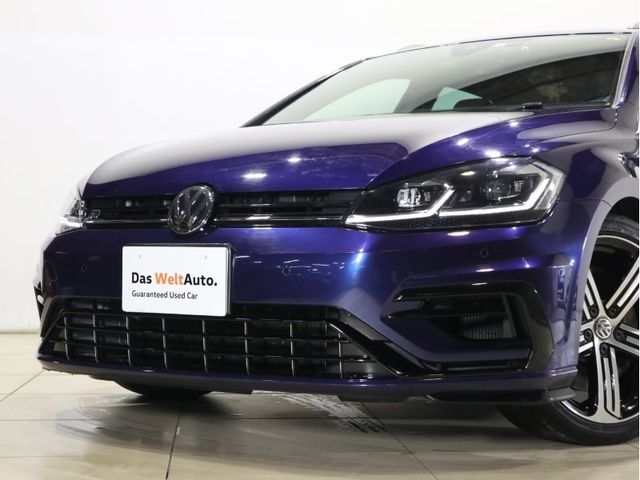 VolksWagen GOLF R 2018-04 26823-5