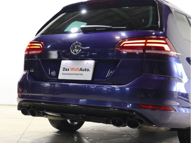 VolksWagen GOLF R 2018-04 26823-6