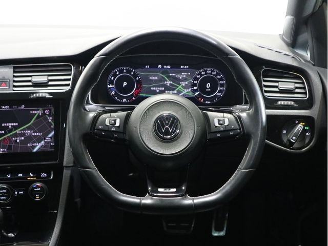 VolksWagen GOLF R 2018-04 26823-10