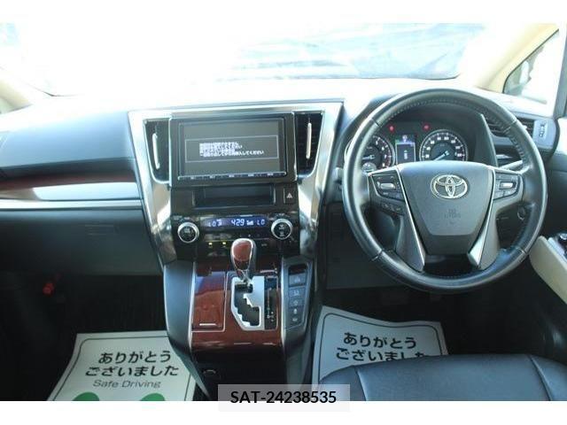 Toyota ALPHARD 2016-03 389074-16