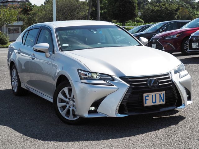 Lexus GS 2018-10 13127-2