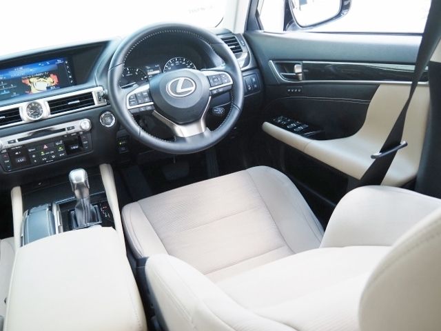 Lexus GS 2018-10 13127-28