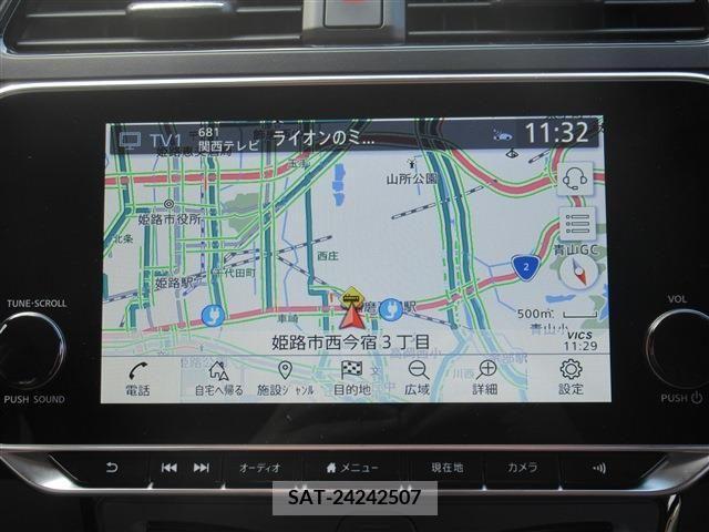 Nissan LEAF 2022-05 210980-9