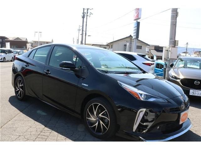 Toyota PRIUS 2019-06 7513-2