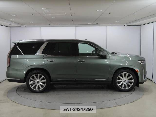 Cadillac ESCALADE 2023-03 357483-4