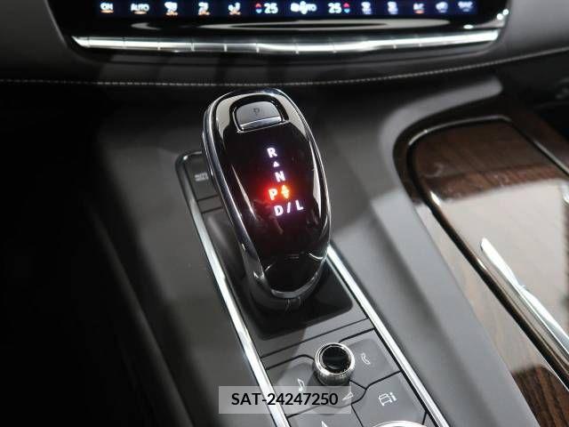 Cadillac ESCALADE 2023-03 357483-11