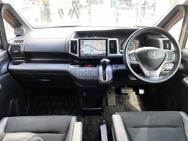 Honda e 2012-08 188014-1