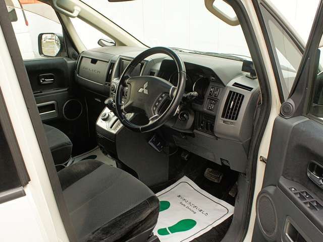 Mitsubishi DELICA D5 2008-03 4393-9