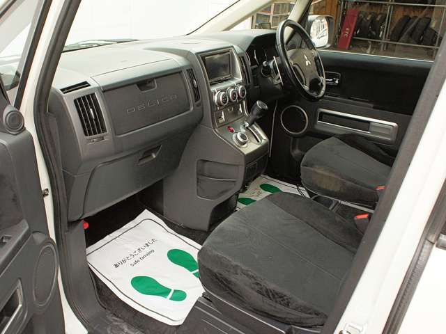 Mitsubishi DELICA D5 2008-03 4393-19
