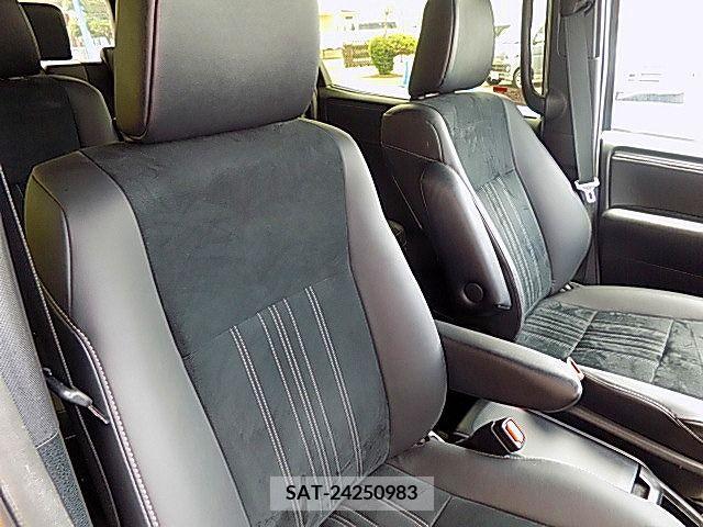Toyota ESQUIRE 2019-10 342898-9