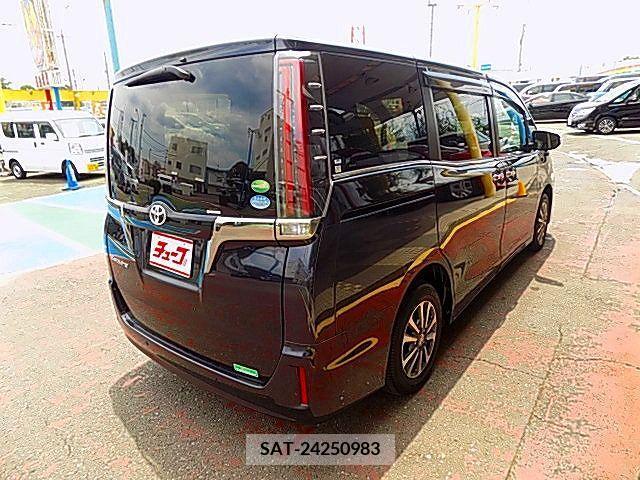 Toyota ESQUIRE 2019-10 342898-2