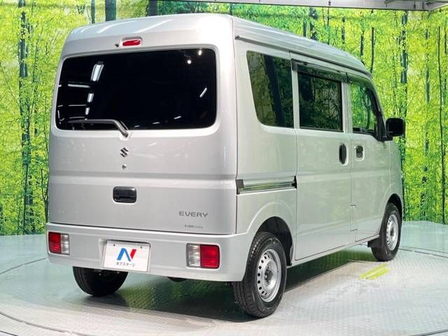 Suzuki EVERY 2023-01 181136-17