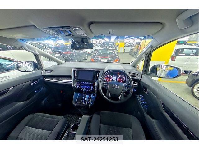 Toyota ALPHARD 2019-10 348800-10