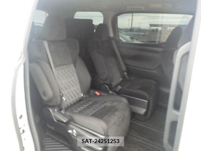 Toyota ALPHARD 2019-10 348800-8