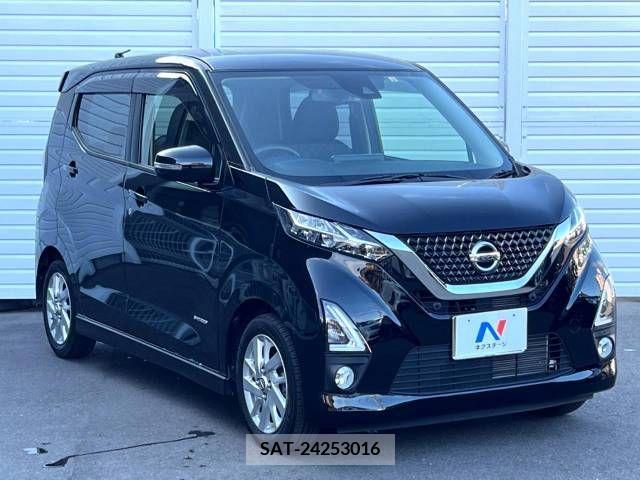 Nissan DAYZ 2019-09 353669-17