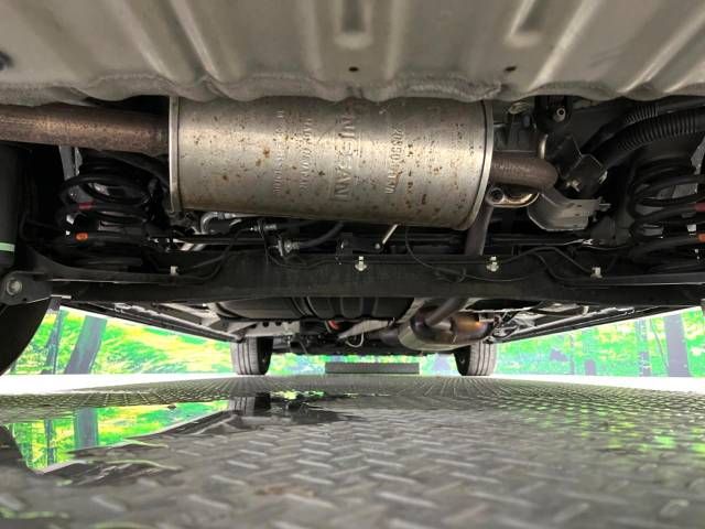 Nissan SERENA 2018-03 22587-19