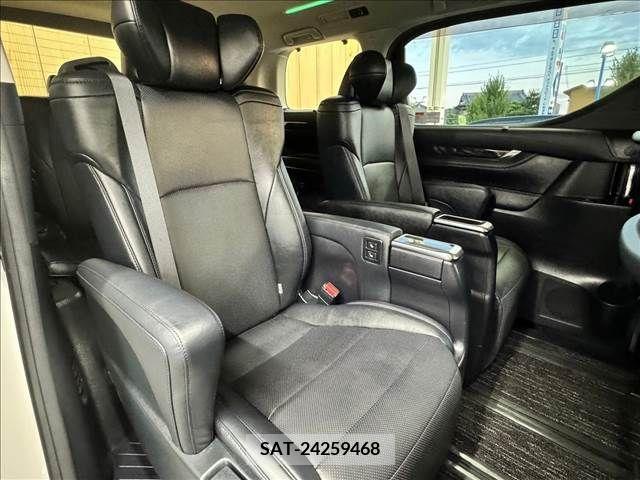 Toyota VELLFIRE 2019-03 394715-10