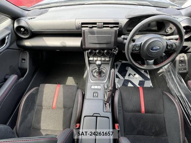 Subaru BRZ 2021-12 211509-1