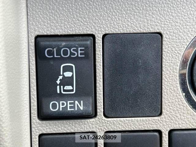 Daihatsu TANTO 2015-12 387339-5