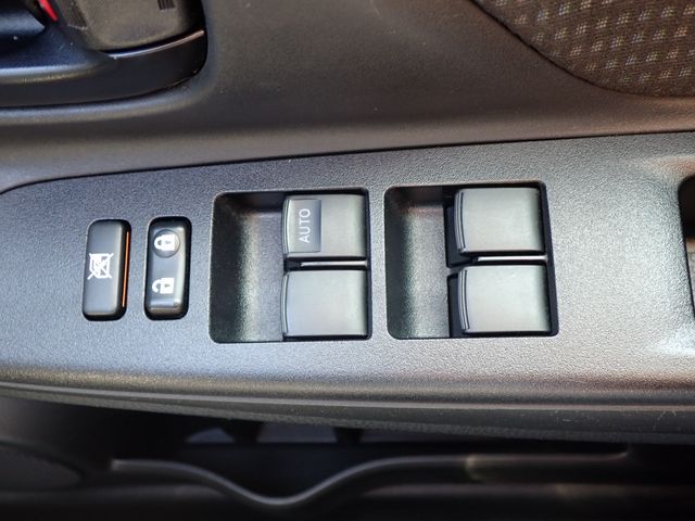 Toyota VITZ 2019-08 20728-7