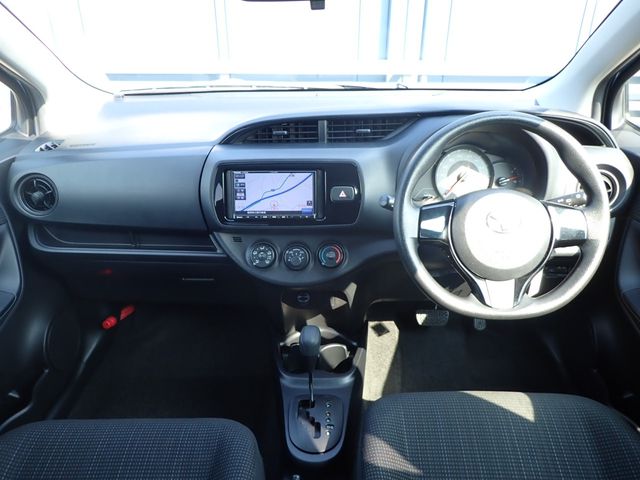 Toyota VITZ 2019-08 20728-1