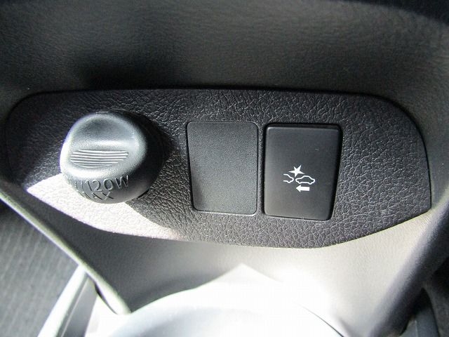 Toyota VITZ 2018-06 8328-23