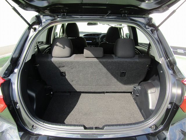 Toyota VITZ 2018-06 8328-20