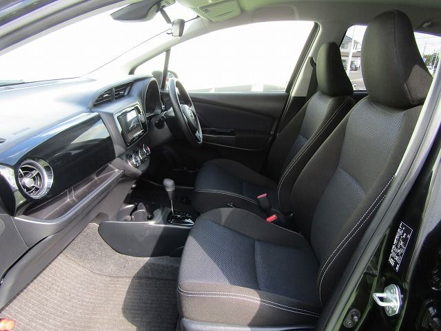 Toyota VITZ 2018-06 8328-18