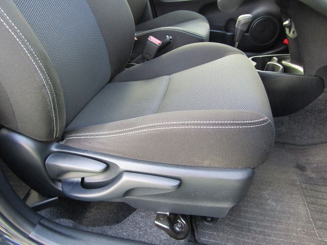 Toyota VITZ 2018-06 8328-15