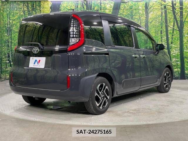 Toyota SIENTA 2022-10 368183-19