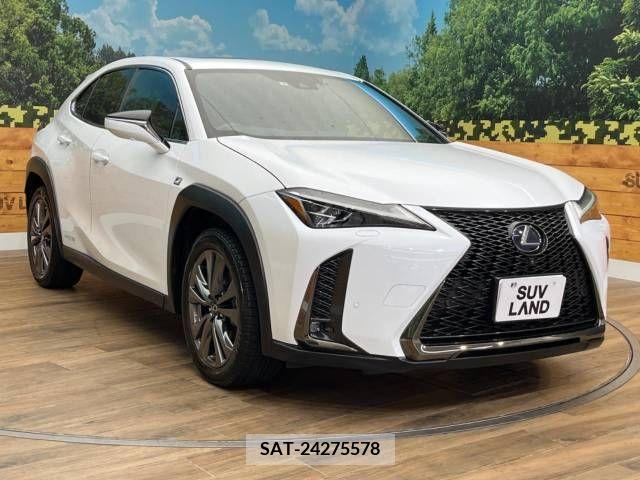 Lexus UX 2019-08 388398-16