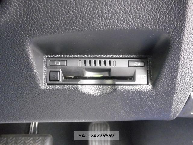 Toyota PRIUS 2018-05 208091-4