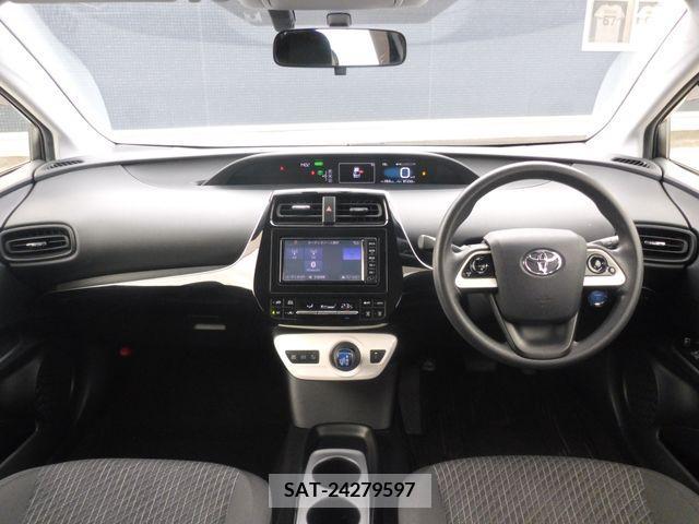 Toyota PRIUS 2018-05 208091-1
