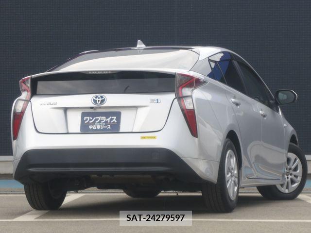 Toyota PRIUS 2018-05 208091-2