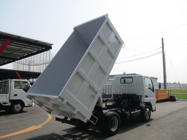 Mitsubishi CANTER 2013-10 496-1