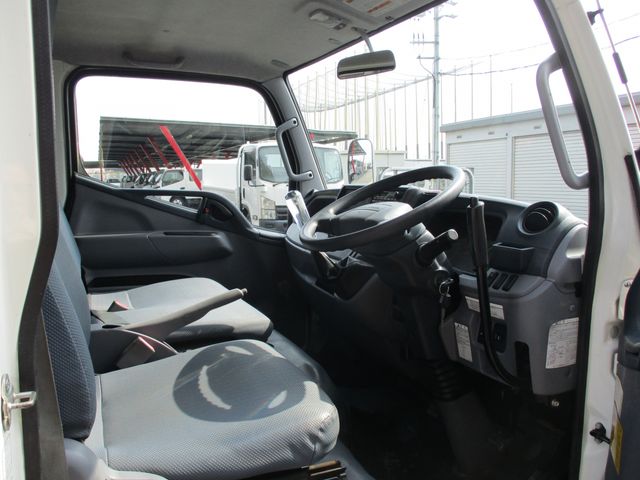 Mitsubishi CANTER 2013-10 496-17