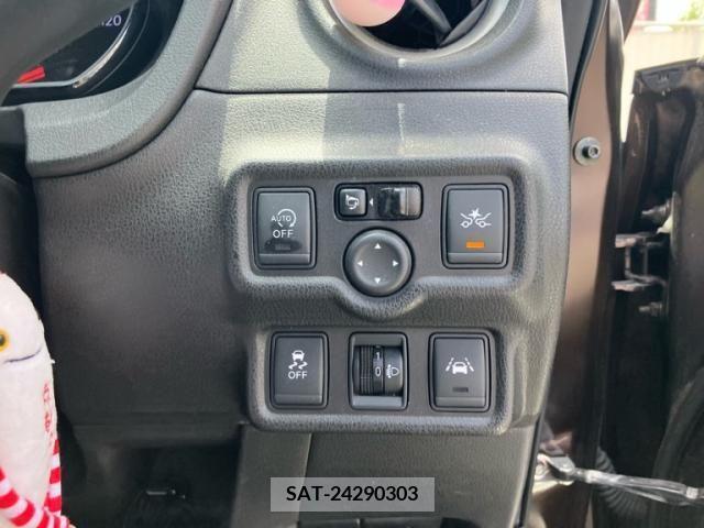 Nissan NOTE 2015-03 392983-18
