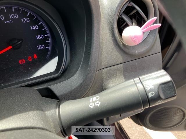Nissan NOTE 2015-03 392983-15