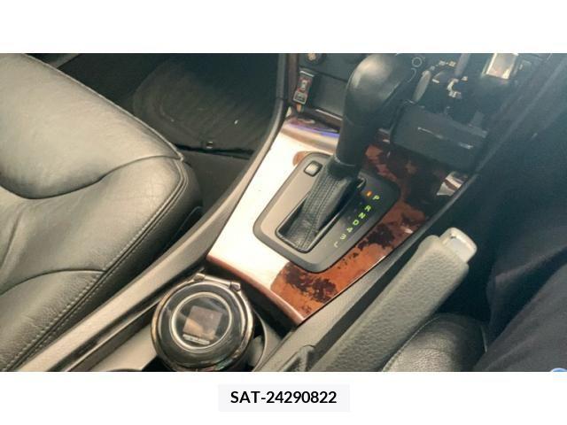 Volvo V70 2007-05 355050-14