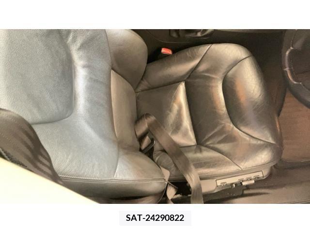 Volvo V70 2007-05 355050-12