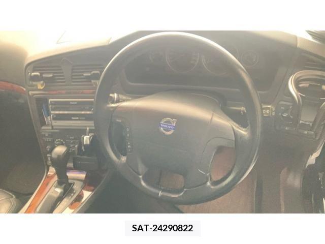 Volvo V70 2007-05 355050-10