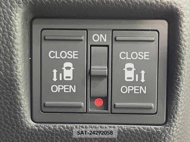 Honda N BOX CUSTOM 2017-09 306936-4