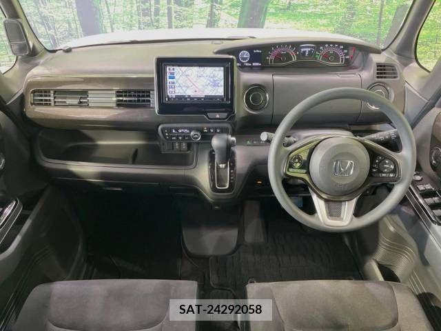 Honda N BOX CUSTOM 2017-09 306936-1