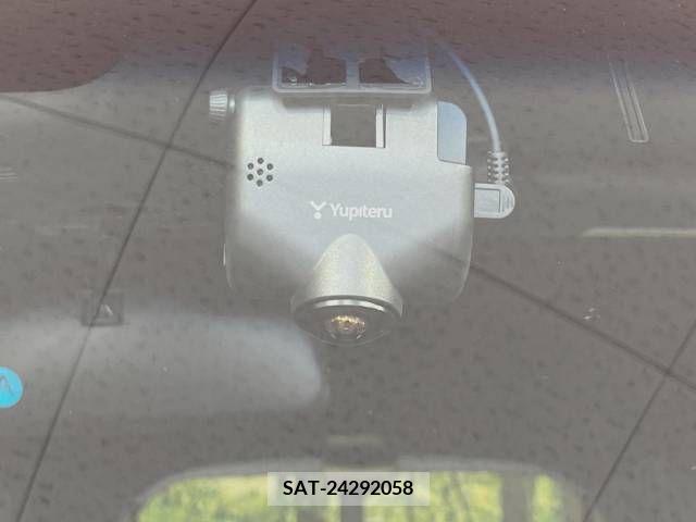 Honda N BOX CUSTOM 2017-09 306936-7