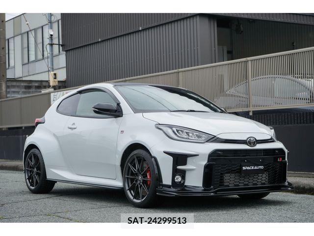 Toyota YARIS 2021-03 304815-0