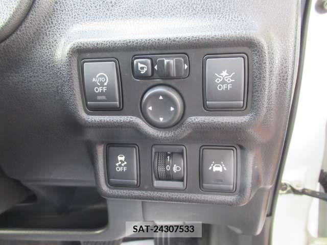 Nissan NOTE 2019-01 279890-11